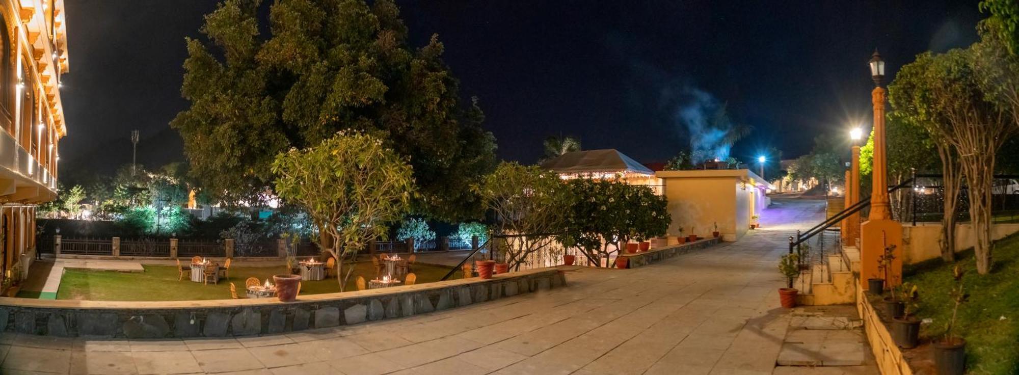 Udai Nature Valley Resort - A Peace Full Farmhouse Resort อุเดเปอร์ ภายนอก รูปภาพ