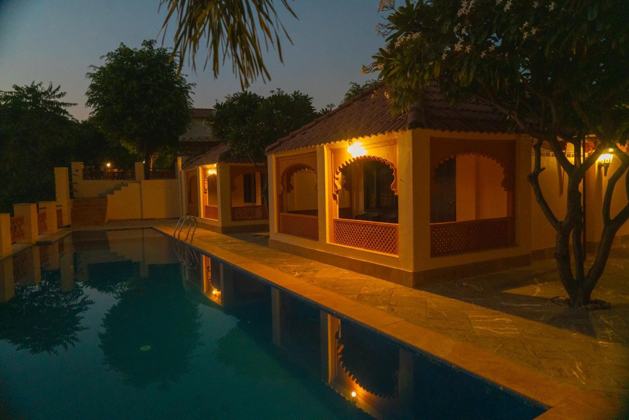 Udai Nature Valley Resort - A Peace Full Farmhouse Resort อุเดเปอร์ ภายนอก รูปภาพ
