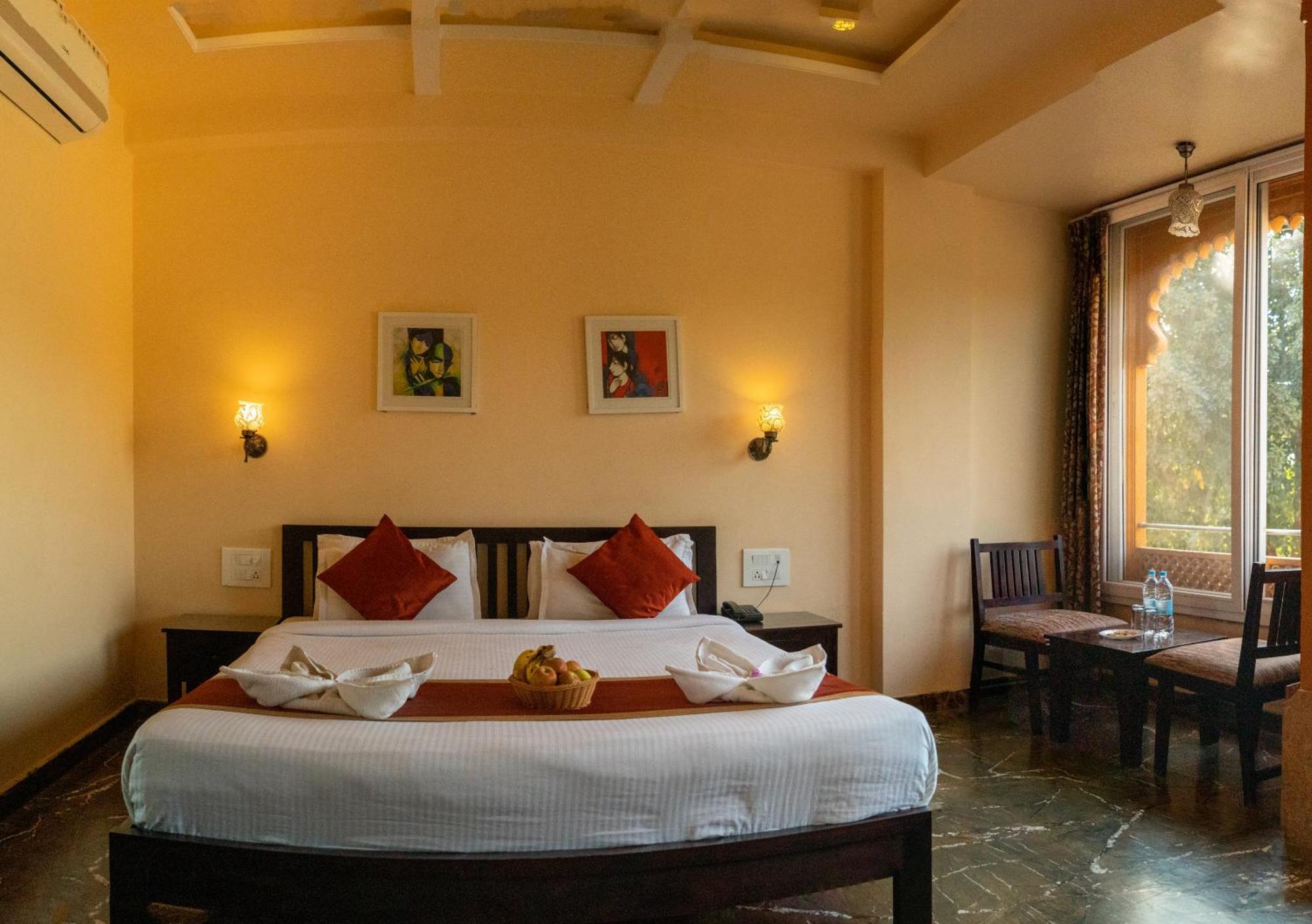 Udai Nature Valley Resort - A Peace Full Farmhouse Resort อุเดเปอร์ ภายนอก รูปภาพ